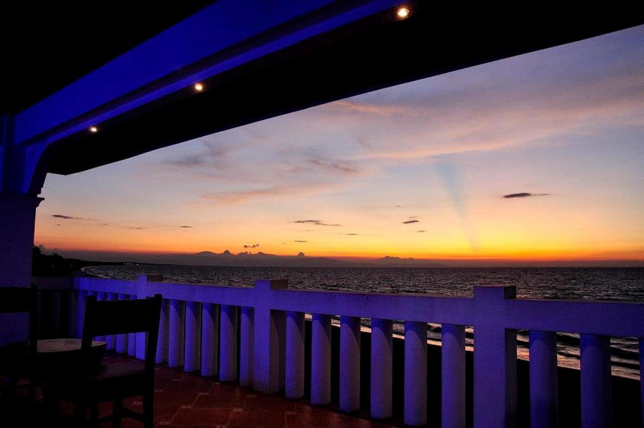 Happy Ripples Beach Resort Mabilao Exterior foto